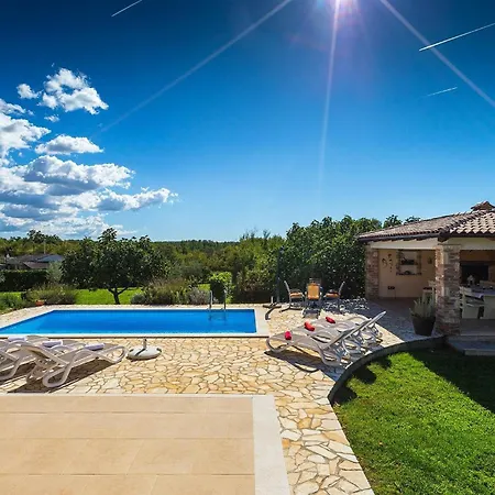 Pianta بيت للعطل *