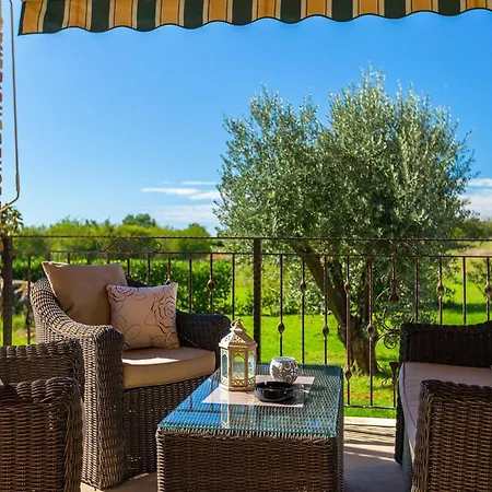 Pianta بيت للعطل Kirmenjak