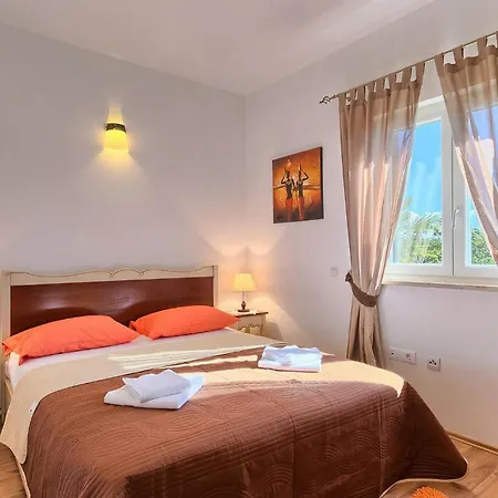 Pianta Сasa de vacaciones *